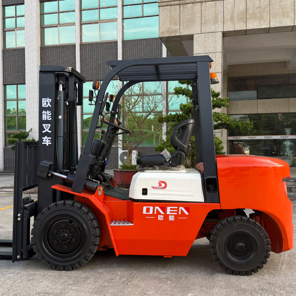 欧能3吨柴油叉车 起重3米 高效耐用 仓储搬运优选