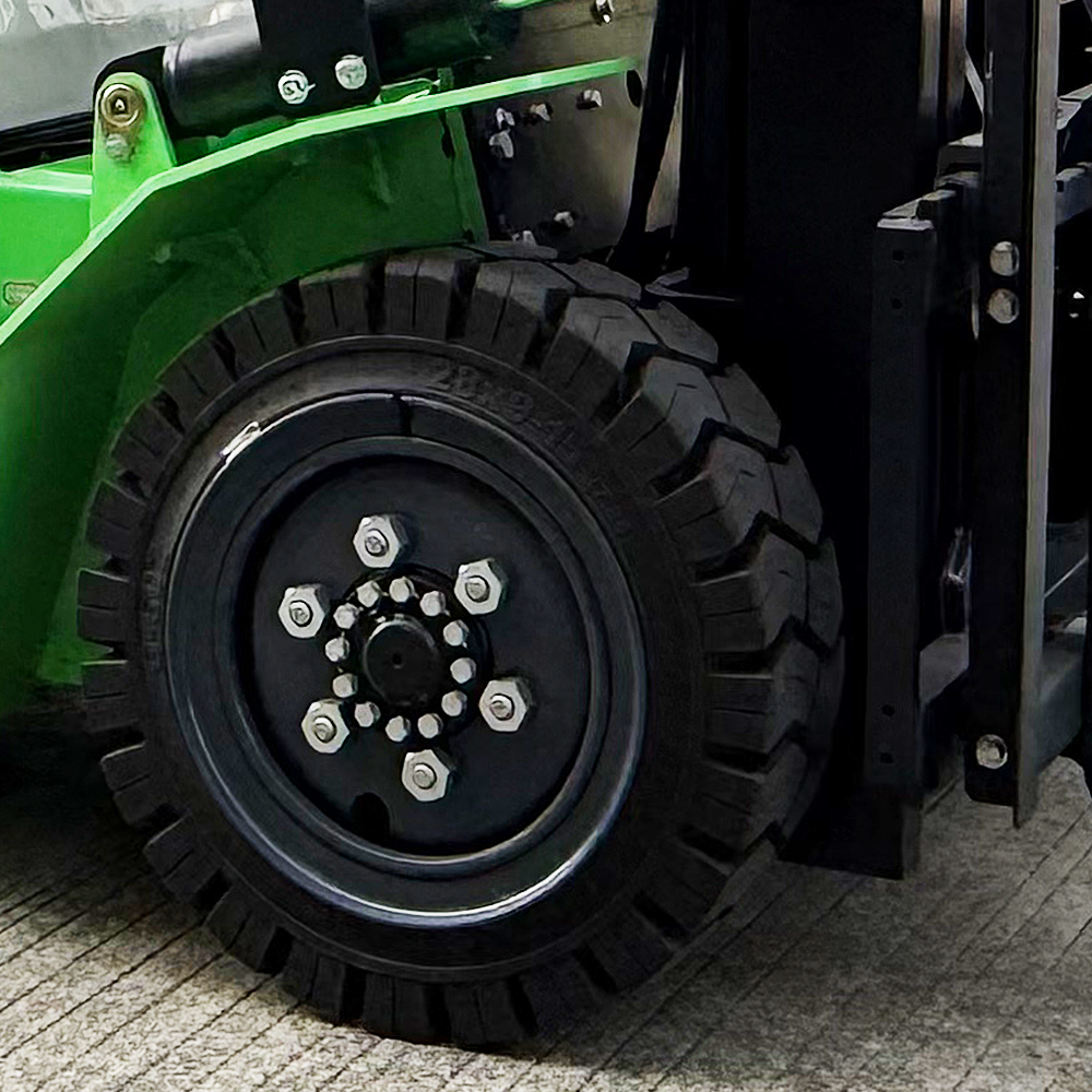 欧能3.5吨锂电叉车4.5米门架 80V/205Ah锂电池 长续航快充电